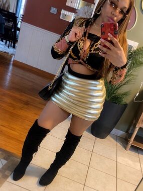 AKIRA Metallic Gold Ribbed Mini Skirt